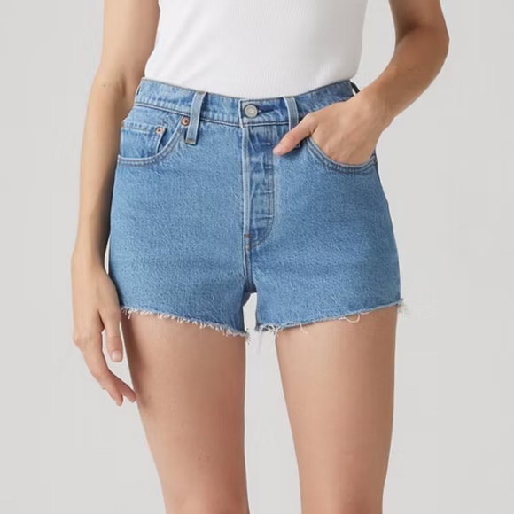 Levi’s 501 Original Fit Denim Shorts in Multiple Choice | Size 28 - Picture 2 of 8